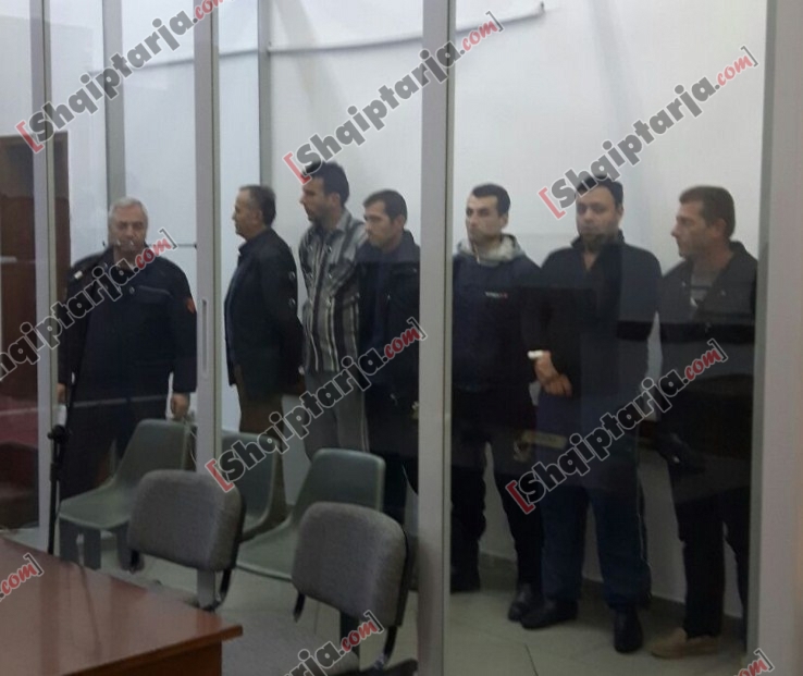 shoqeruesit e parave