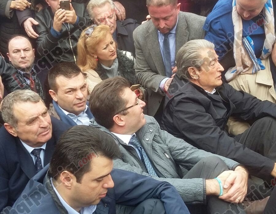 berisha basha ne proteste