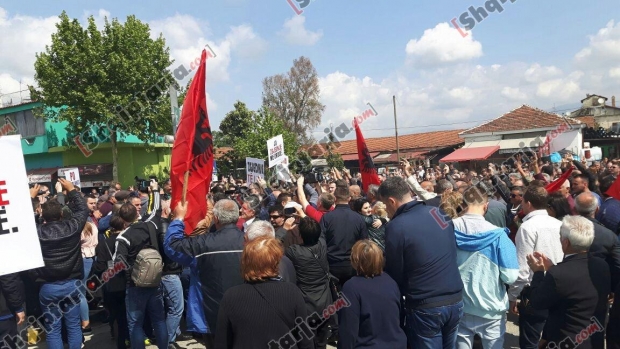 tirane protesta pd