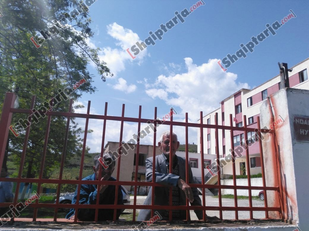 digjen te azili polican