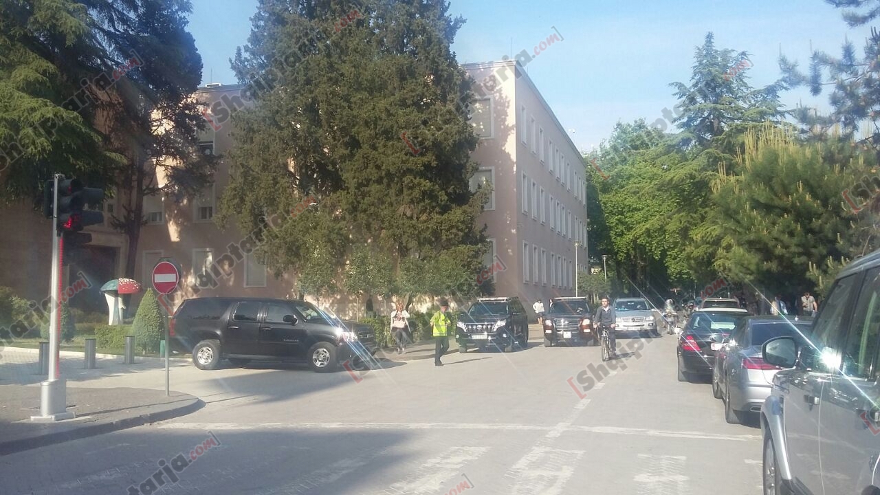 ambasadoret ne kryeministri