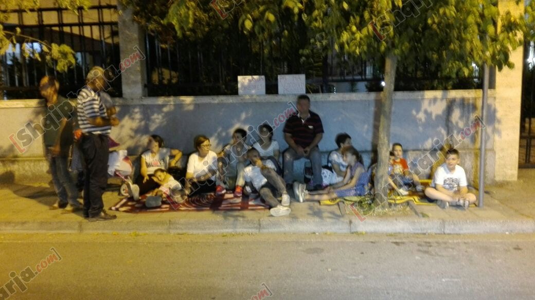 u mashtruan nga pronari proteste te prokuroria