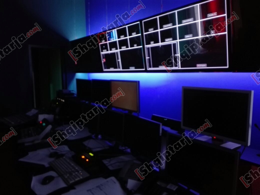 shkaku luhatje tensioni