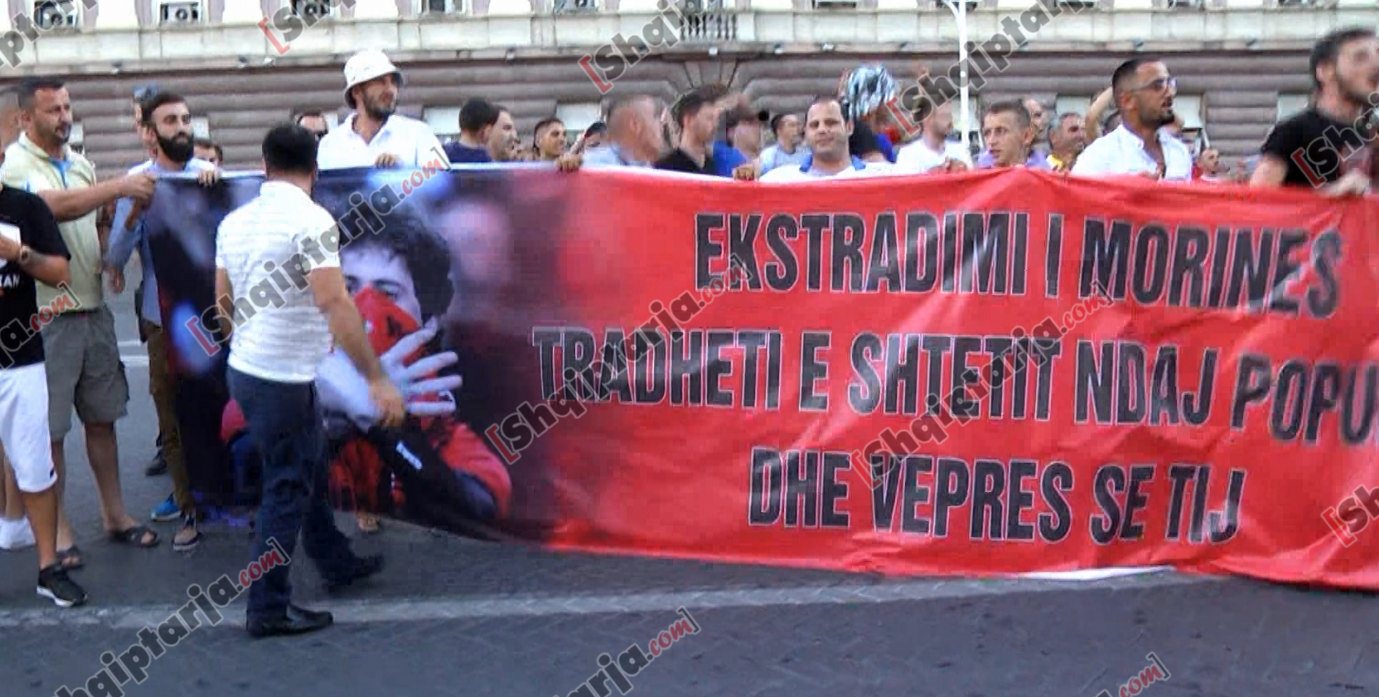 ballsit morina protesta