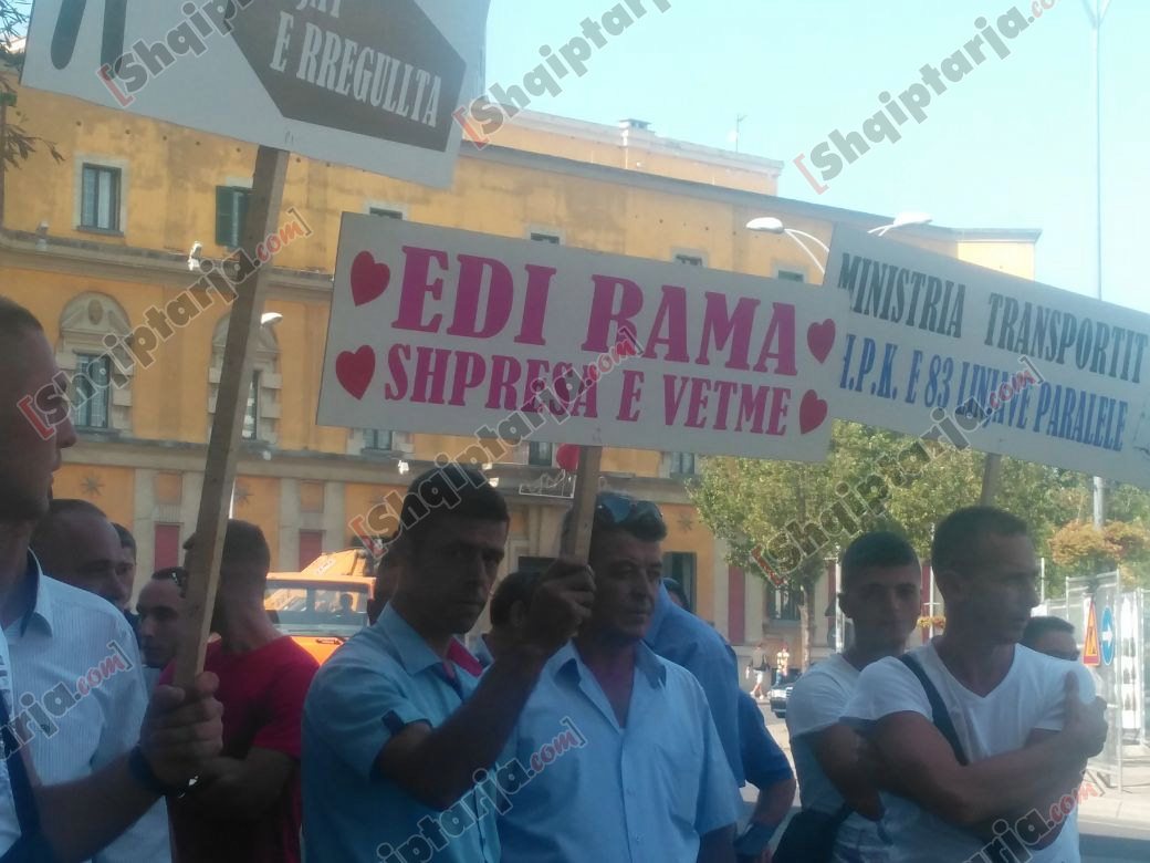 protesta linjave te autobuseve