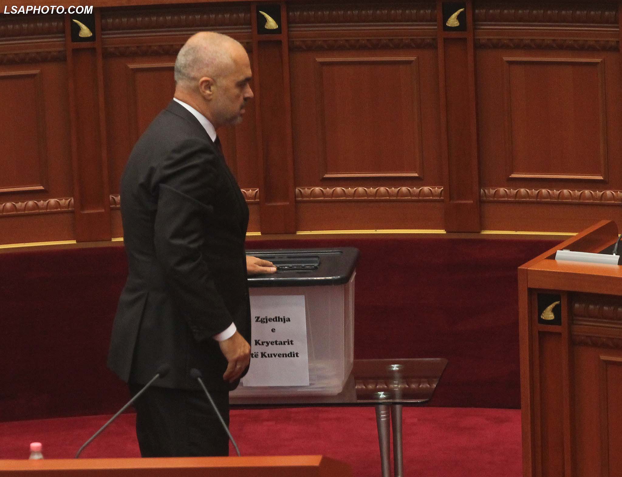 voton rama per rucin