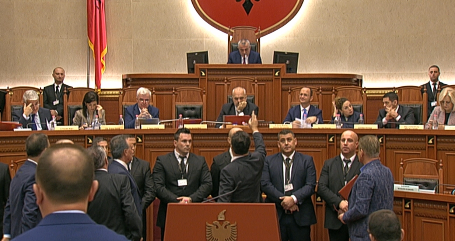 debate kuvend opozita