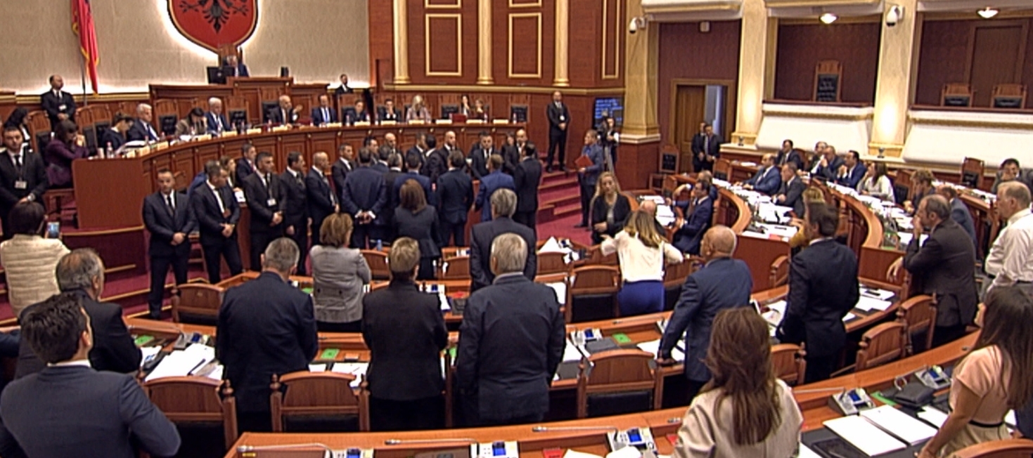 opozita bllokon foltoren