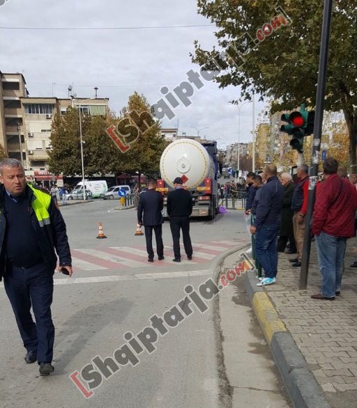 aksident tirane