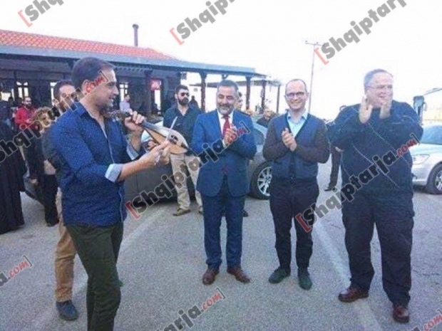 bushati kenge evalle ne greqi