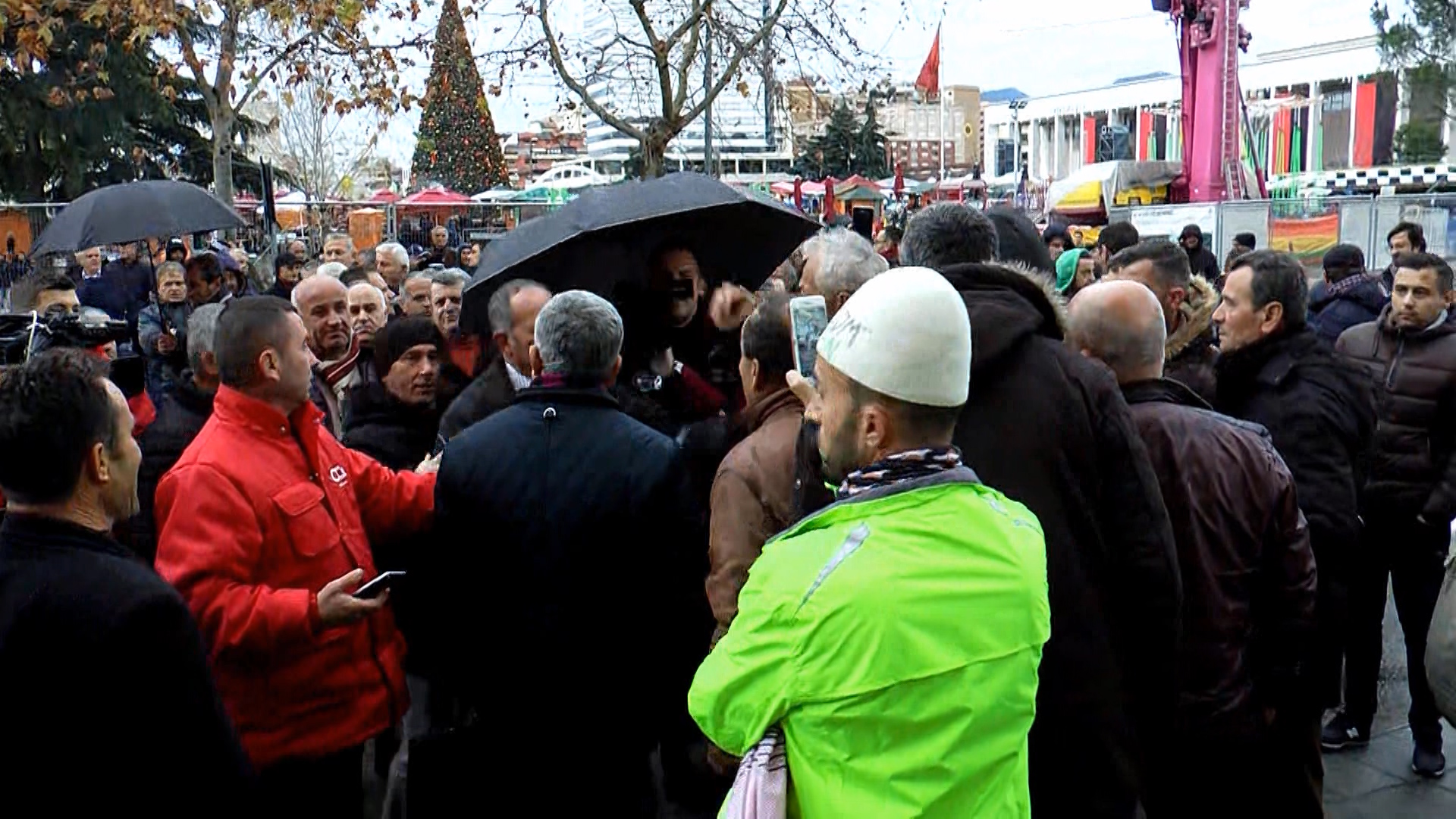 naftetaret ne tirane