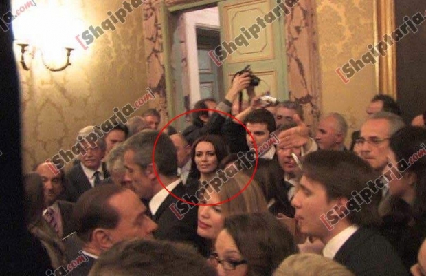 grida duma berlusconi