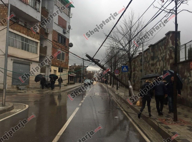 rrezohet shtylla xhamlliku