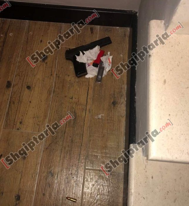 maska pistolete per brenda lajmit