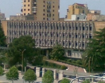 Reagon Tirana: Të paligjshme zgjedhjet serbe në Kosovë