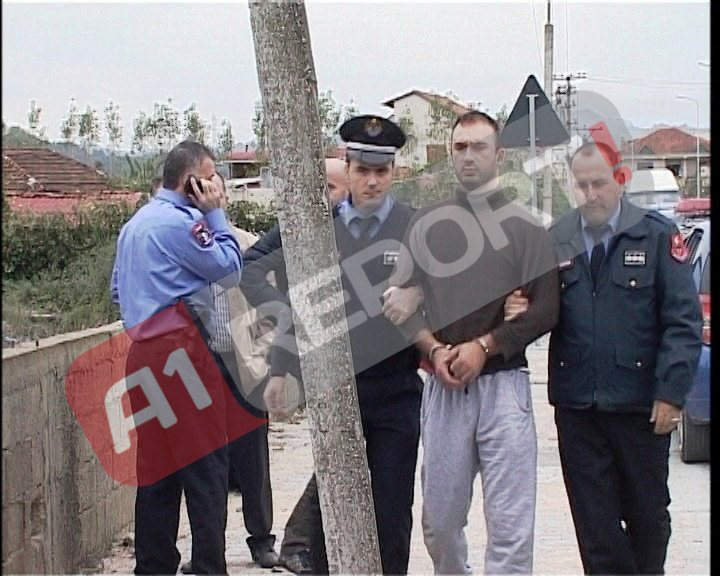 grabitja e argjendarise selvia tirane