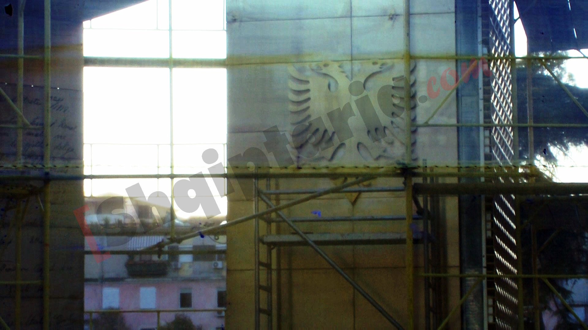 monumenti pavaresia tirane