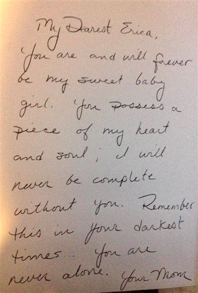 letra e Dawn Hochsprung per te bijen