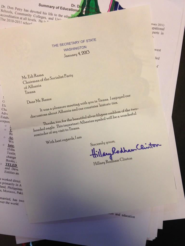 letra e hillary clinton