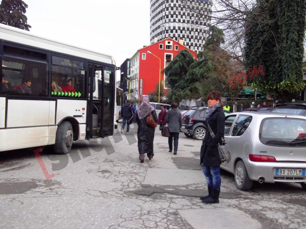 autobus stacion qender tirane 
