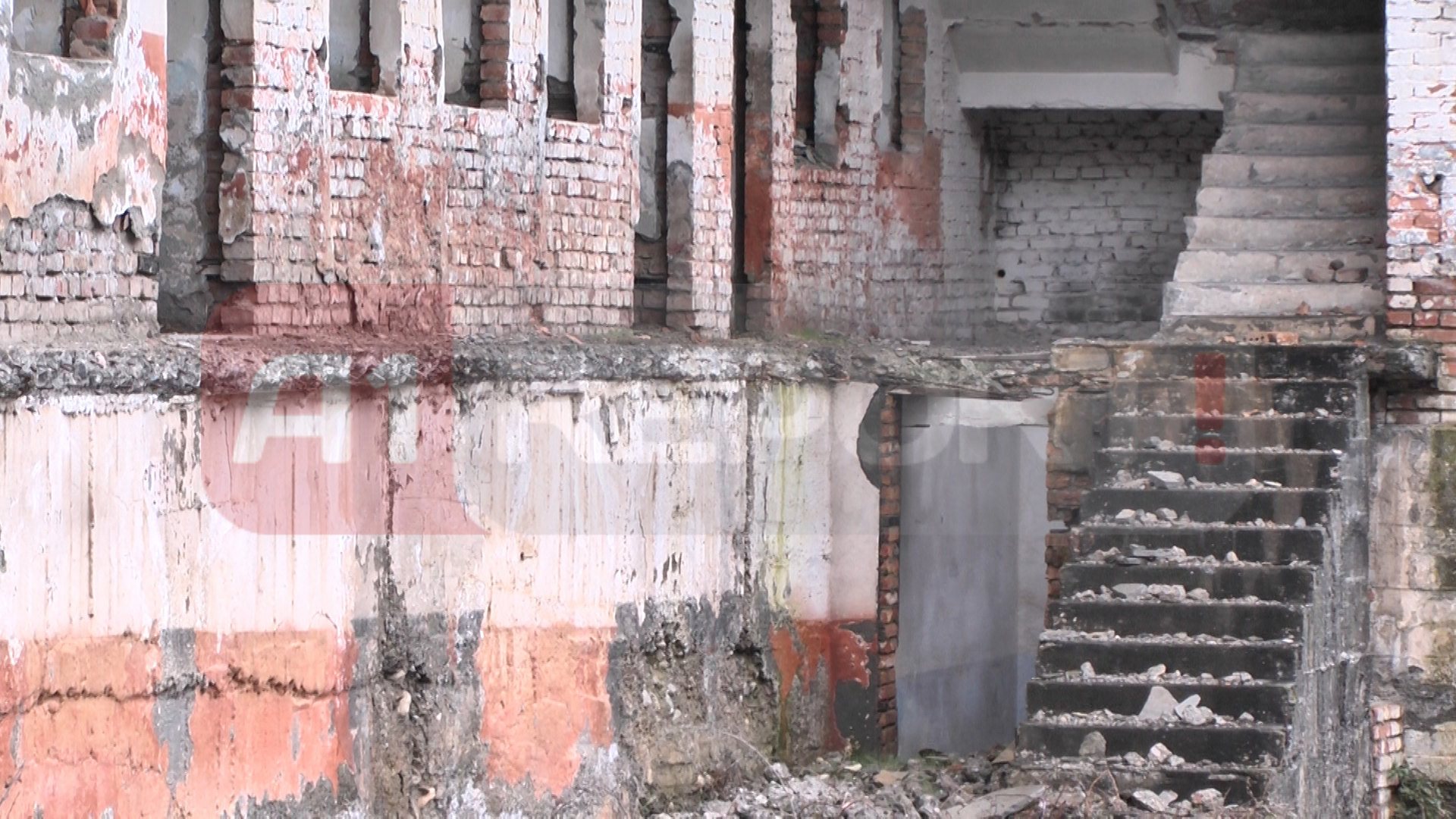 burgu i spacit me logo