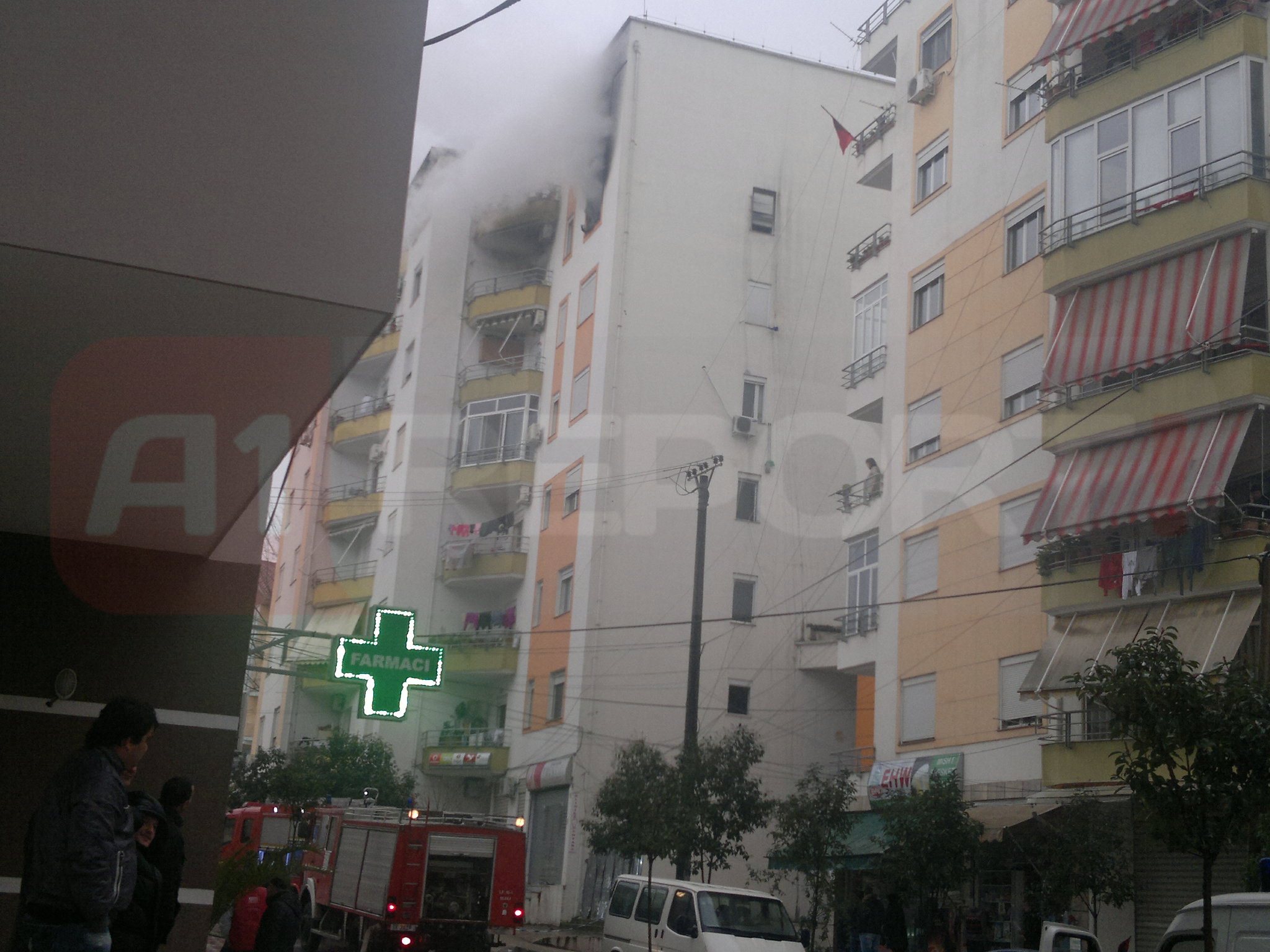 zjarr pallat ali demi