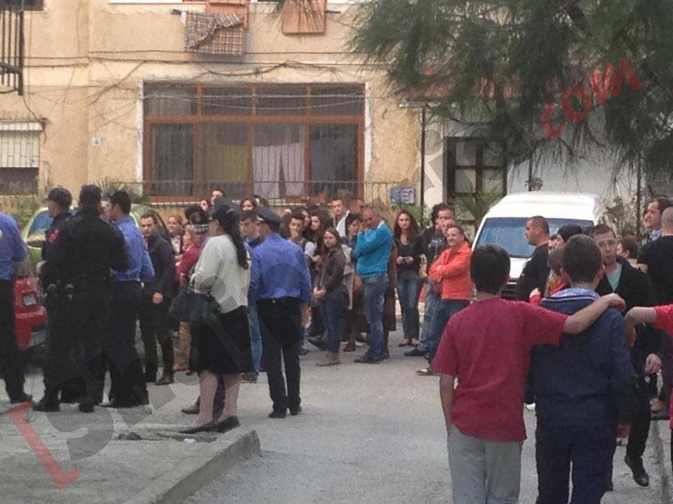 protestuesit para shtepise se islamit