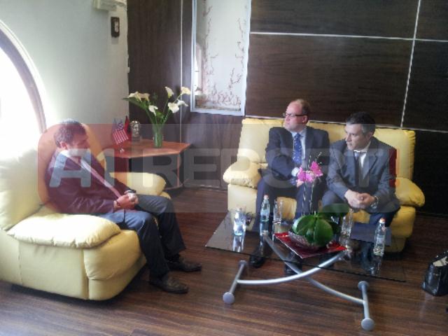 moore, dako, zgjedhje 2013