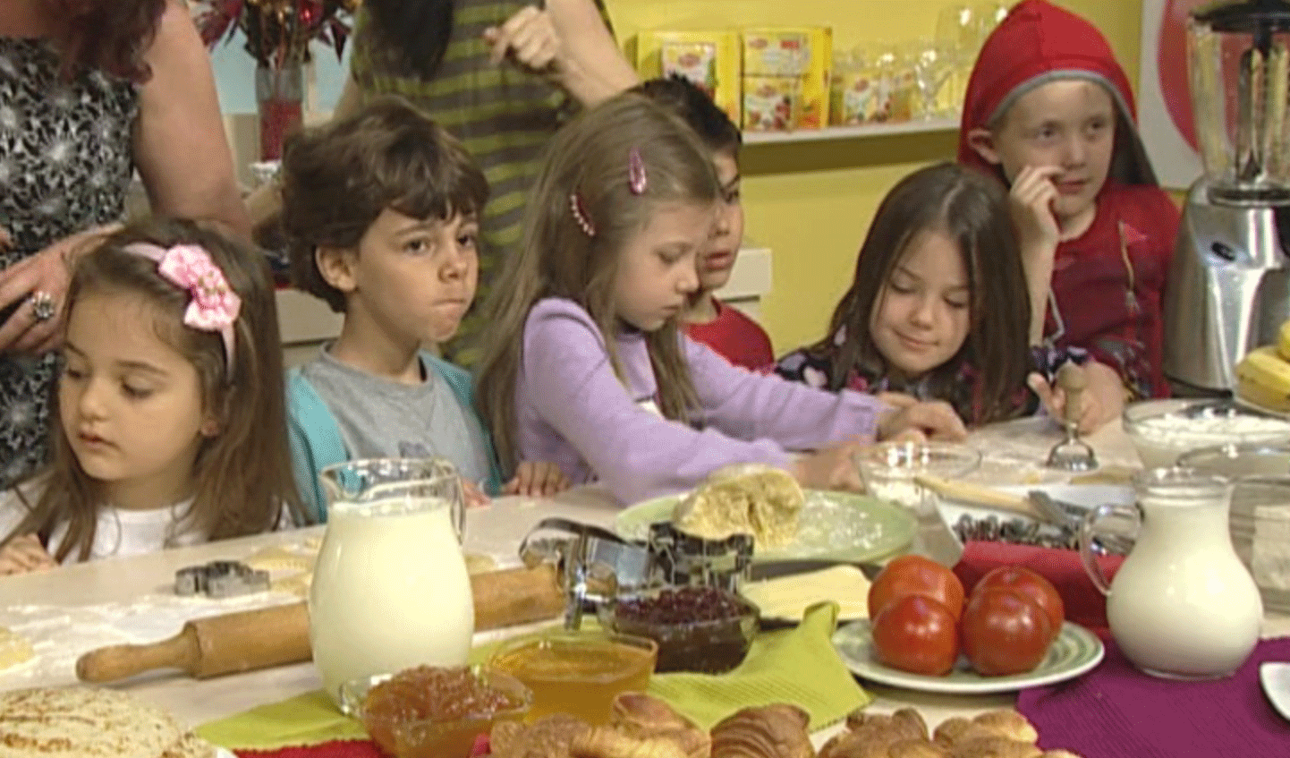 rreze dielli, gatim, femije, ushqime 