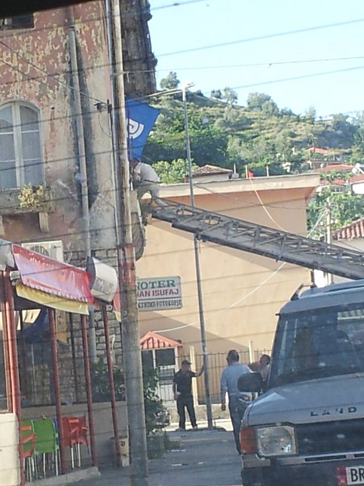 zjarrfikese per flamujt e PD