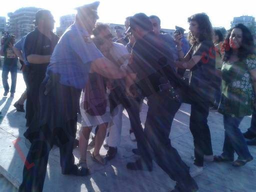  	protesta pro turqve ne shqiperi 