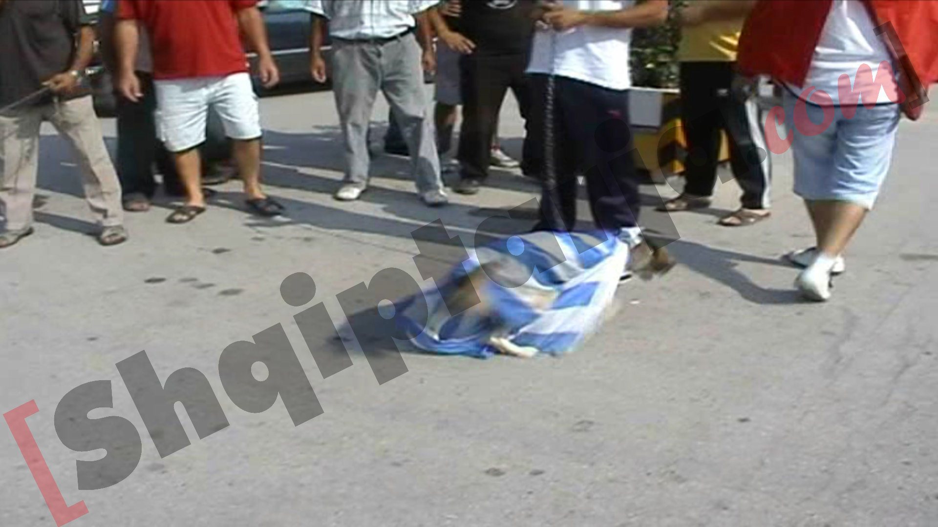 protesta ne fier kunder agimit te arte