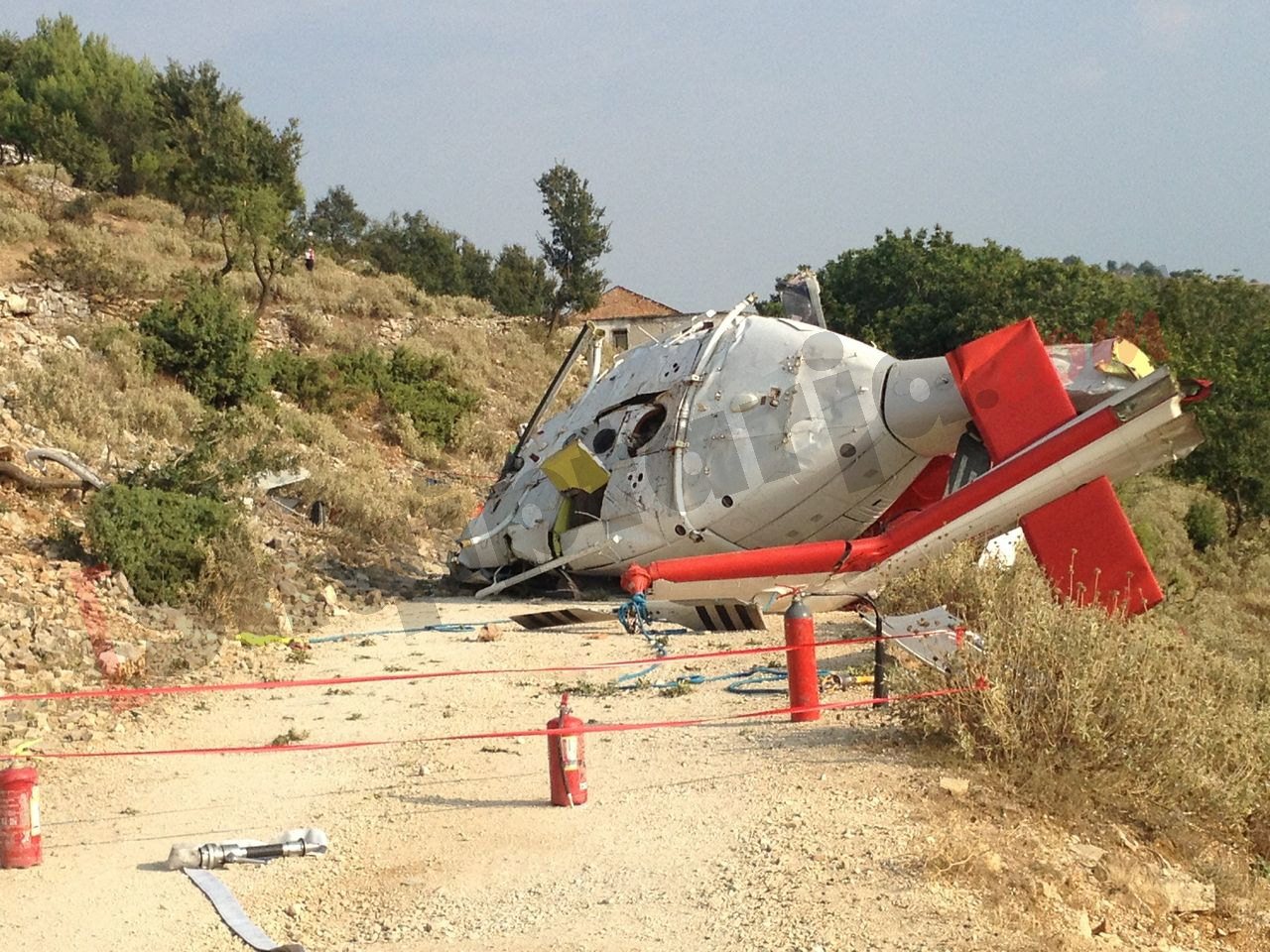 helikopteri i rrezuar