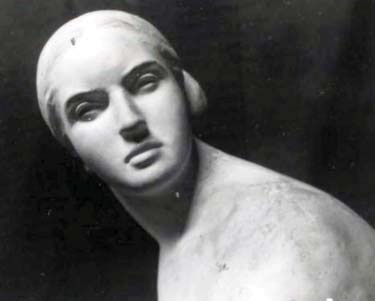 Portreti artistik i njërës prej skulpturave (foto nga gjergj frashëri)