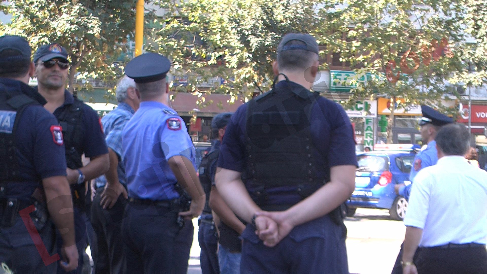 njesia shqiponja dhe policia e rendit