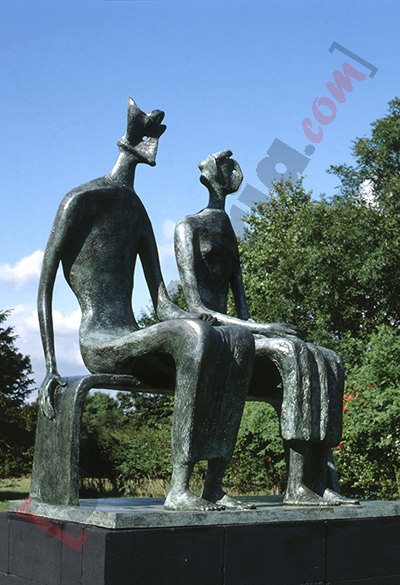 skulpturat e henry moore