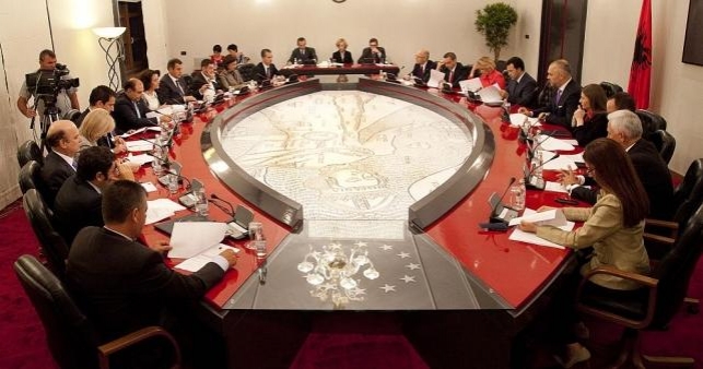 Mbledhja e qeverise Rama