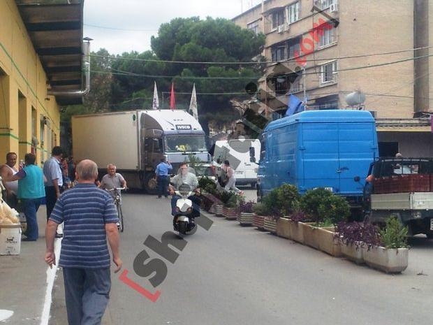 tregu tek ish-uzina dinamo