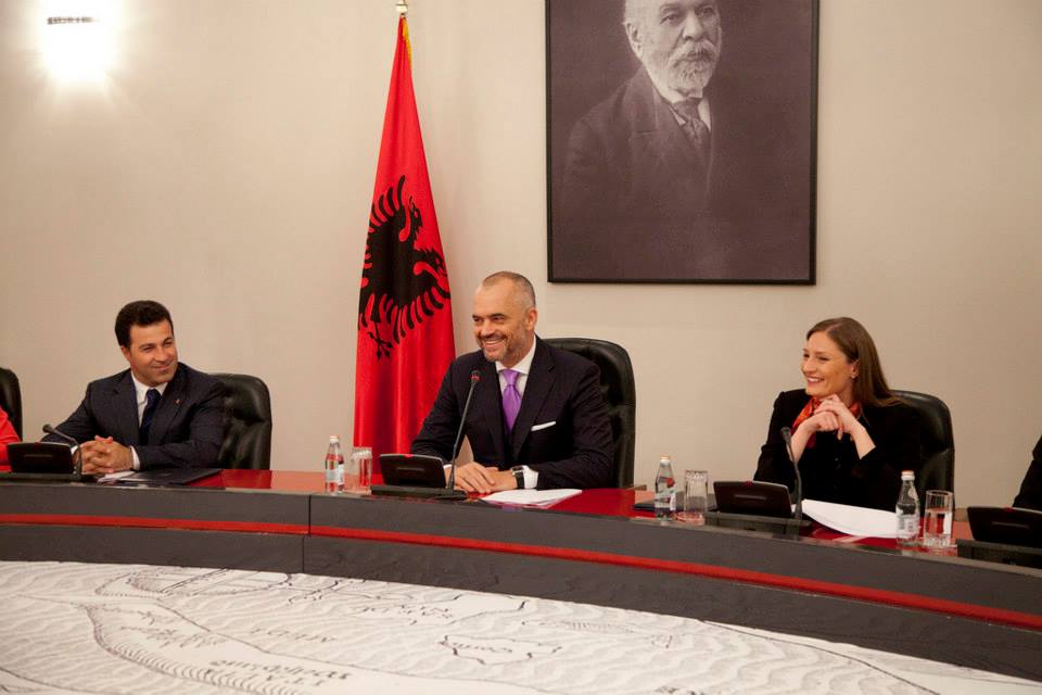 edi rama me ismail qemalin