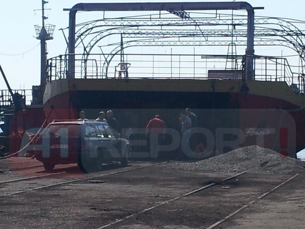 anija e bllokuar ne durres