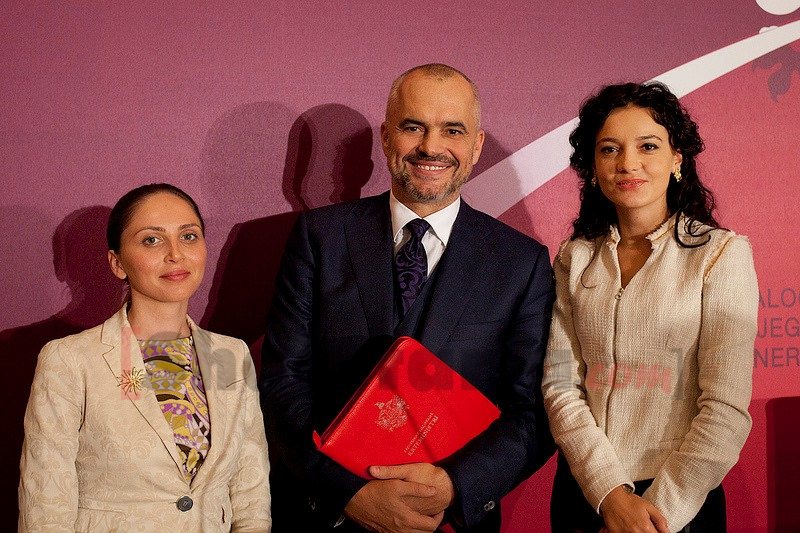 rama me dy drejtoreshat