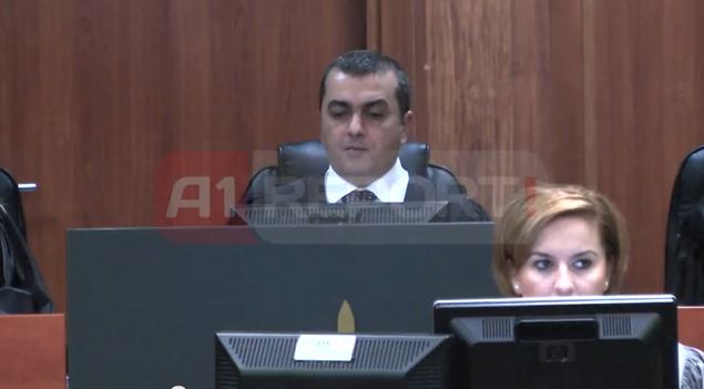 seanca e xhakes, Bardhyl dhama me logo