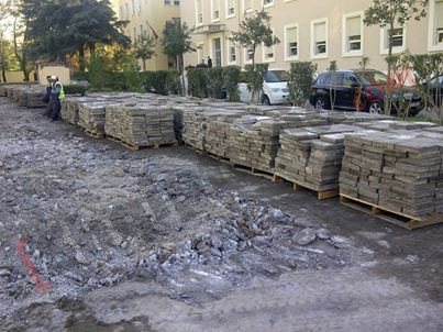 pllakat para kryeministrise