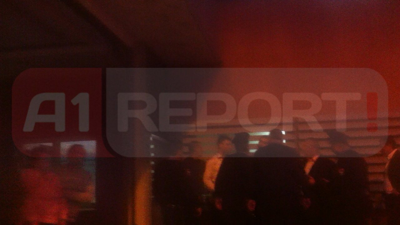 sherri me oficeret ne qsut