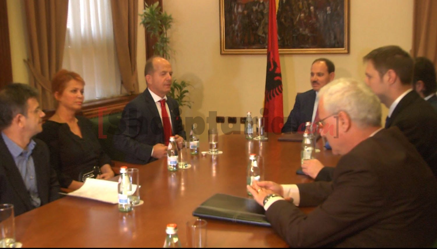 nishani m,e ambientaliste 