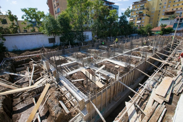 veliaj te shkolla hoxha tahsin